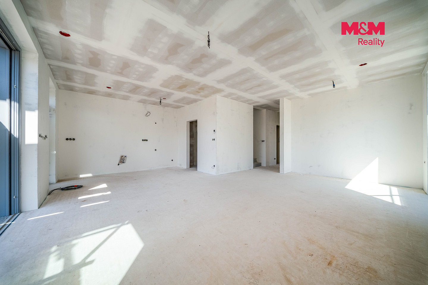 Prodej domu 203 m² s pozemkem 755 m² – fotografie 4