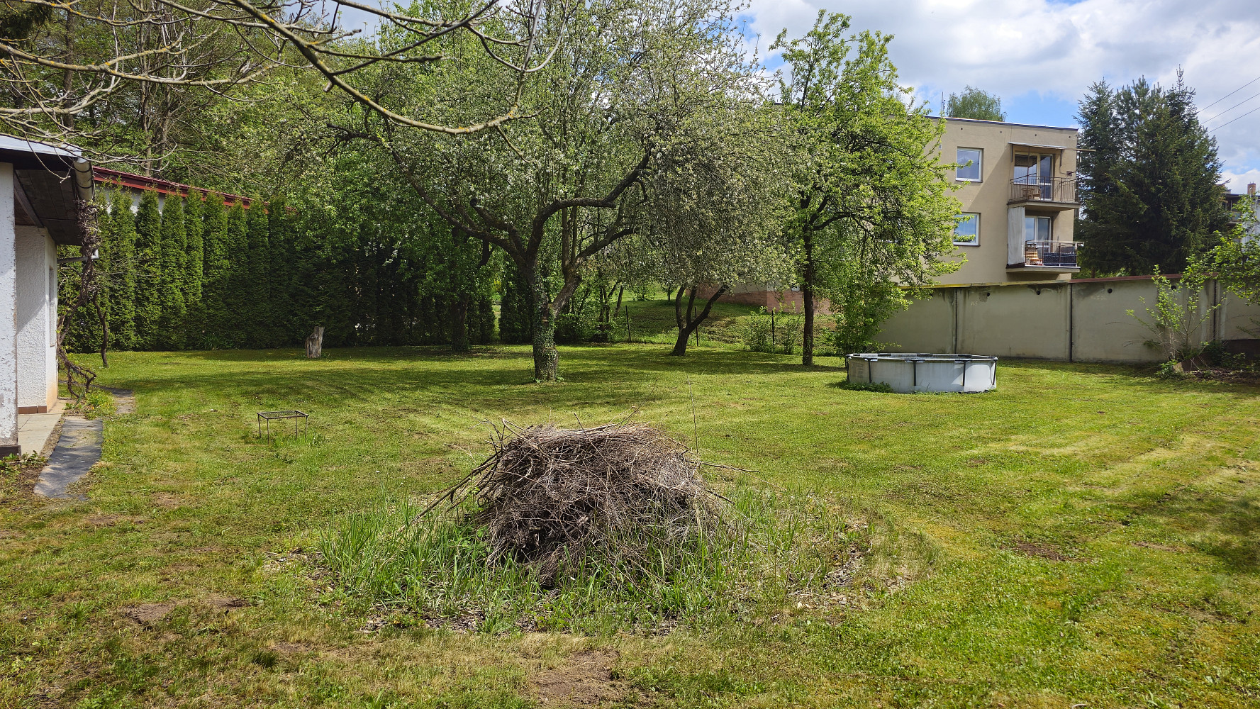 Prodej stavebního pozemku 812 m²