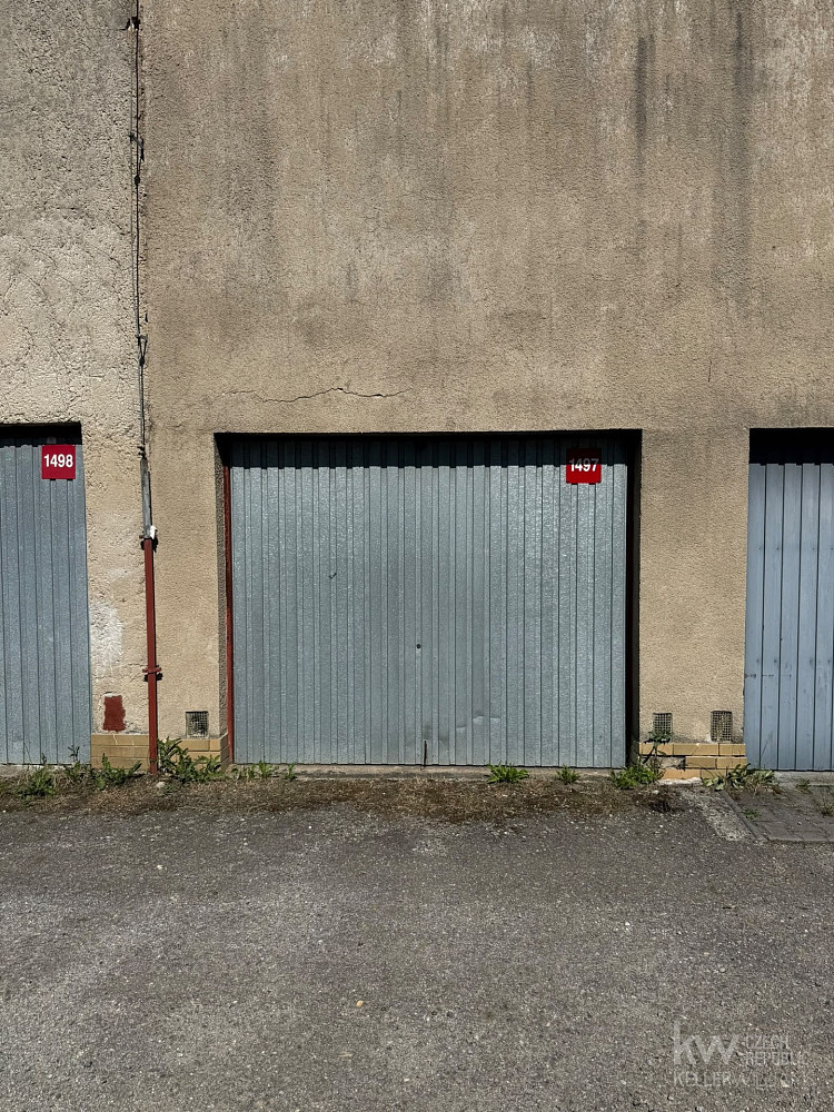 Prodej garáže 18 m2, tábor - klokoty