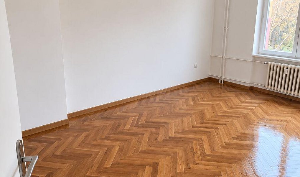 Prodej bytu 2+1 50 m², Jirkov – náhled fotky 2