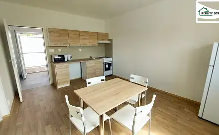 Pronájem bytu 1+1 50 m², Budovatelská, Františkovy Lázně - Horní Lomany, okres Cheb