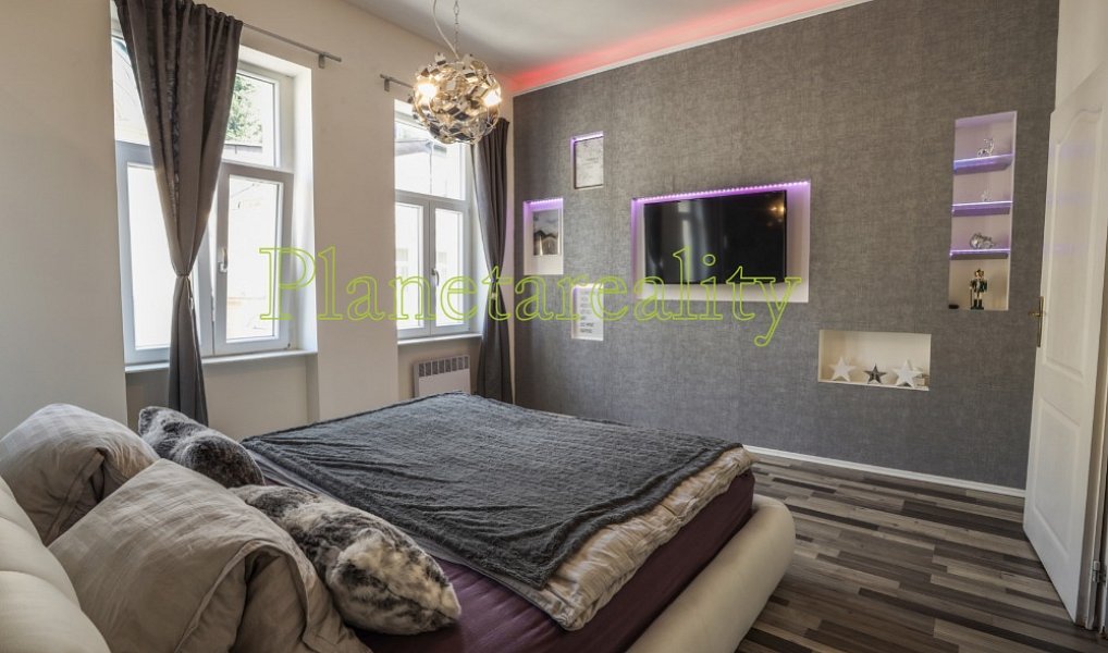 Prodej nájemního domu, činžáku 350 m², Karlovy Vary – náhled fotky 24
