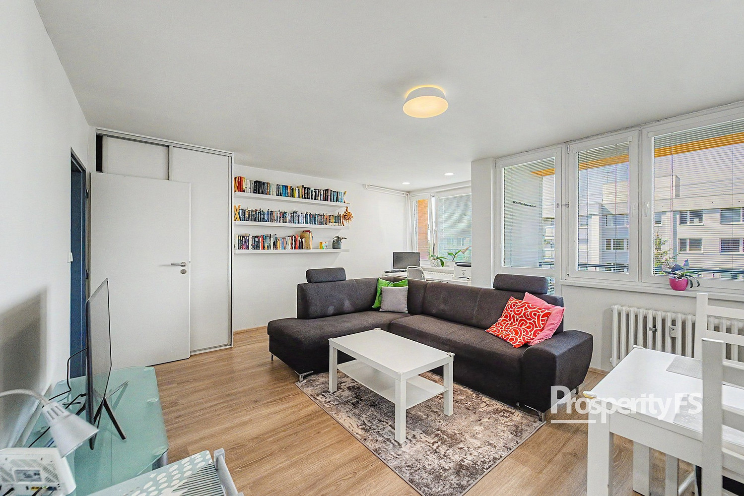 Prodej bytu 3+1 70 m² — photo 3
