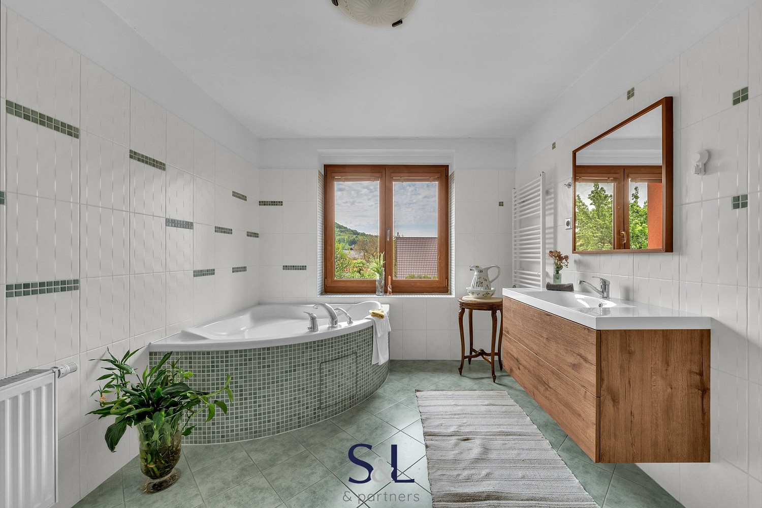 Prodej domu 245 m² s pozemkem 973 m² – fotografie 4