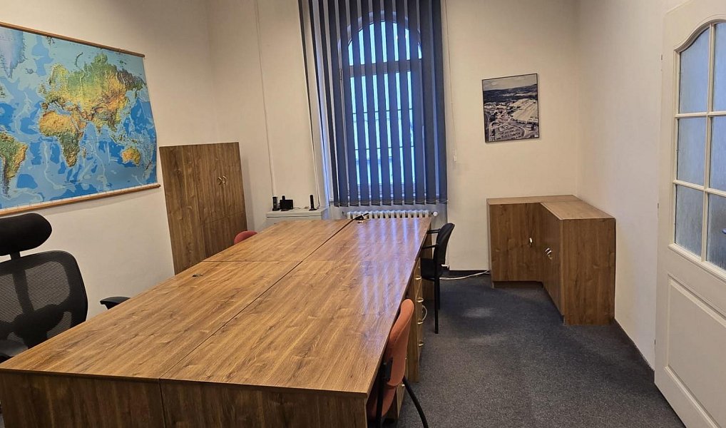 Pronájem kanceláře 140 m², Bílina – náhled fotky 11