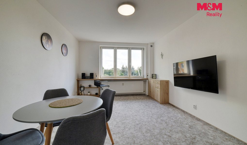 Prodej bytu 3+1 63 m², Planá – náhled fotky 2