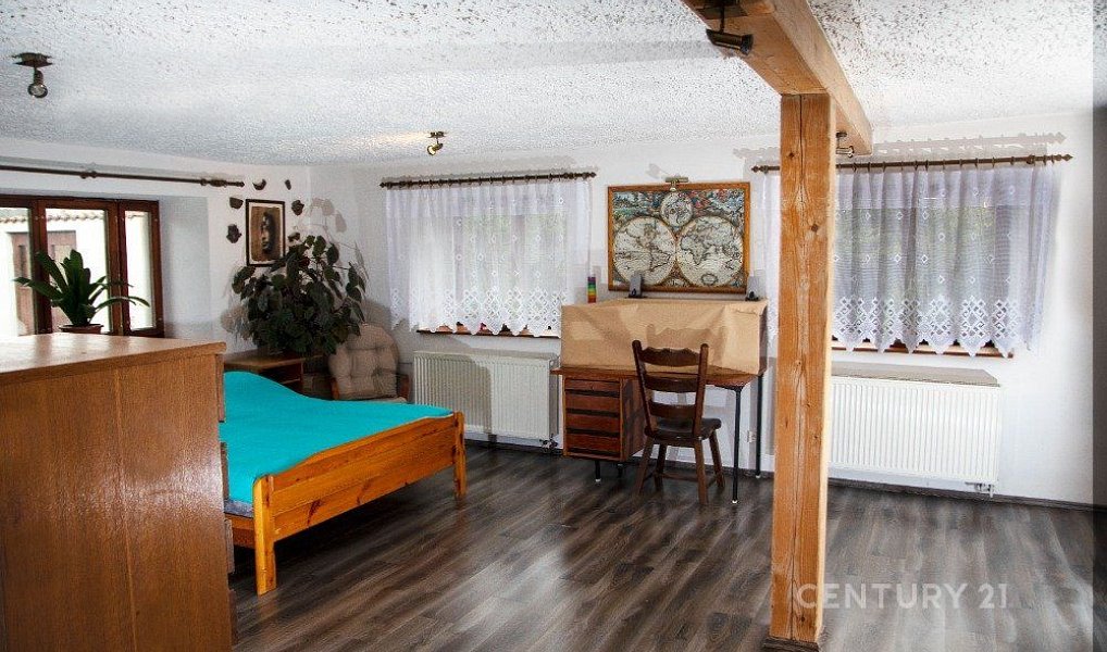 Prodej domu 188 m² s pozemkem 1 923 m², Rapšach – náhled fotky 8