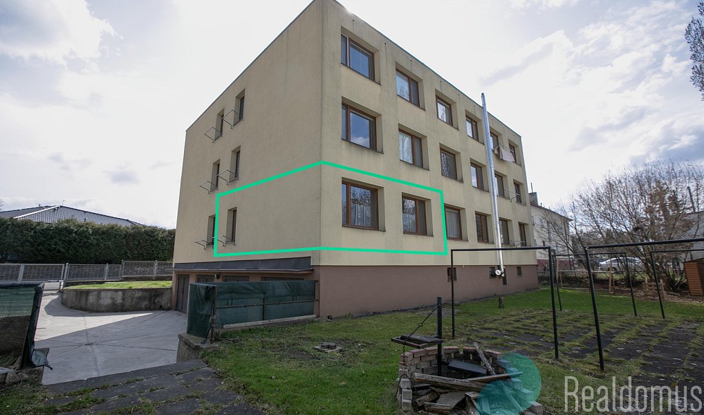 Pronájem bytu 2+kk 40 m², Benešov – náhled fotky 8