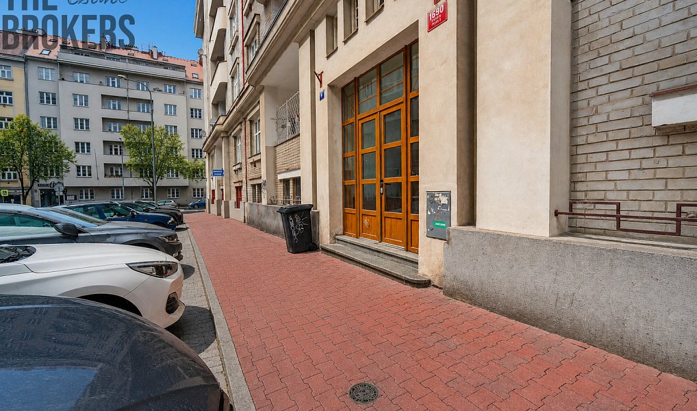 Prodej bytu 2+1 72 m², Praha – náhled fotky 24