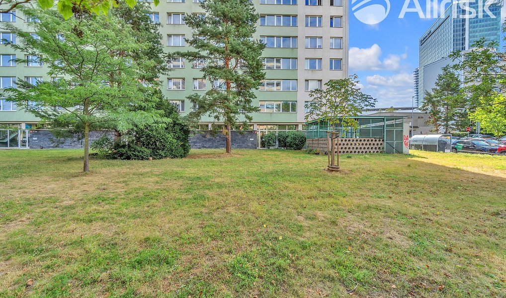 Pronájem bytu 2+kk 61 m², Praha – náhled fotky 21