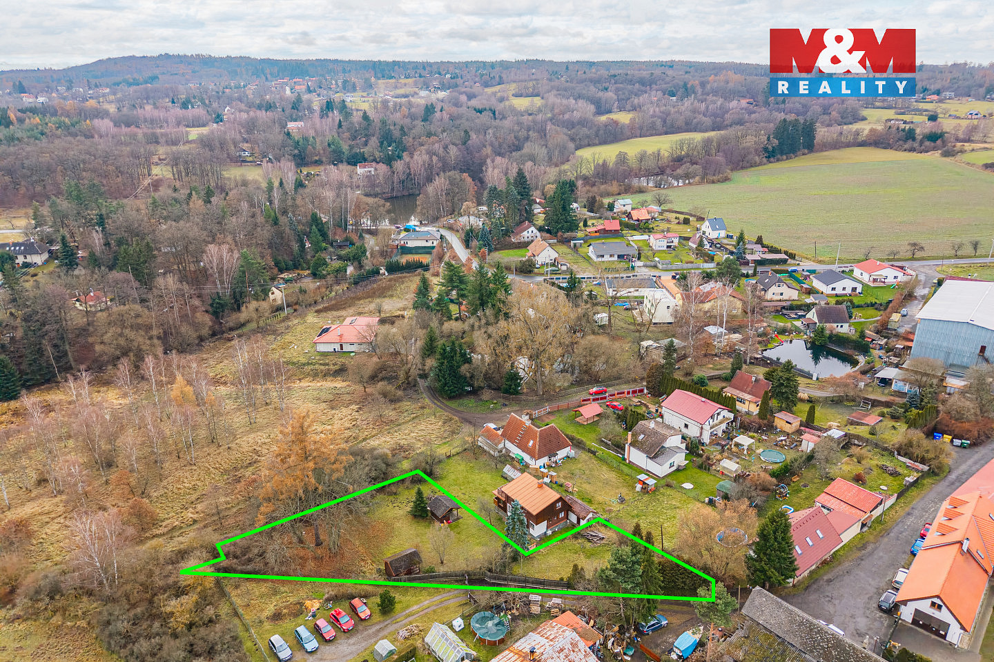 Prodej stavebního pozemku 1 300 m²