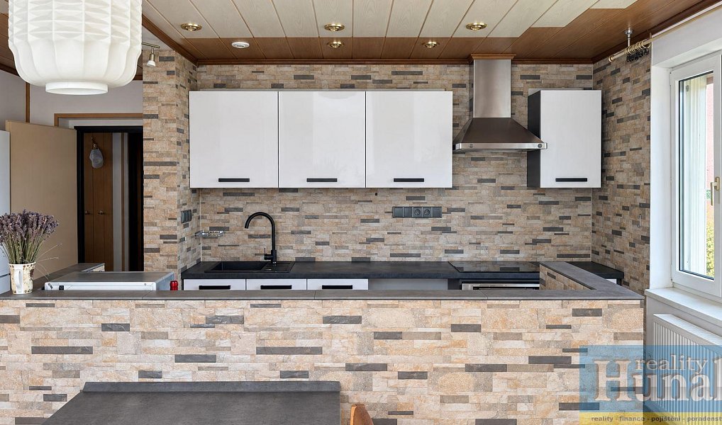 Prodej domu 222 m² s pozemkem 1 232 m², Kámen – náhled fotky 4