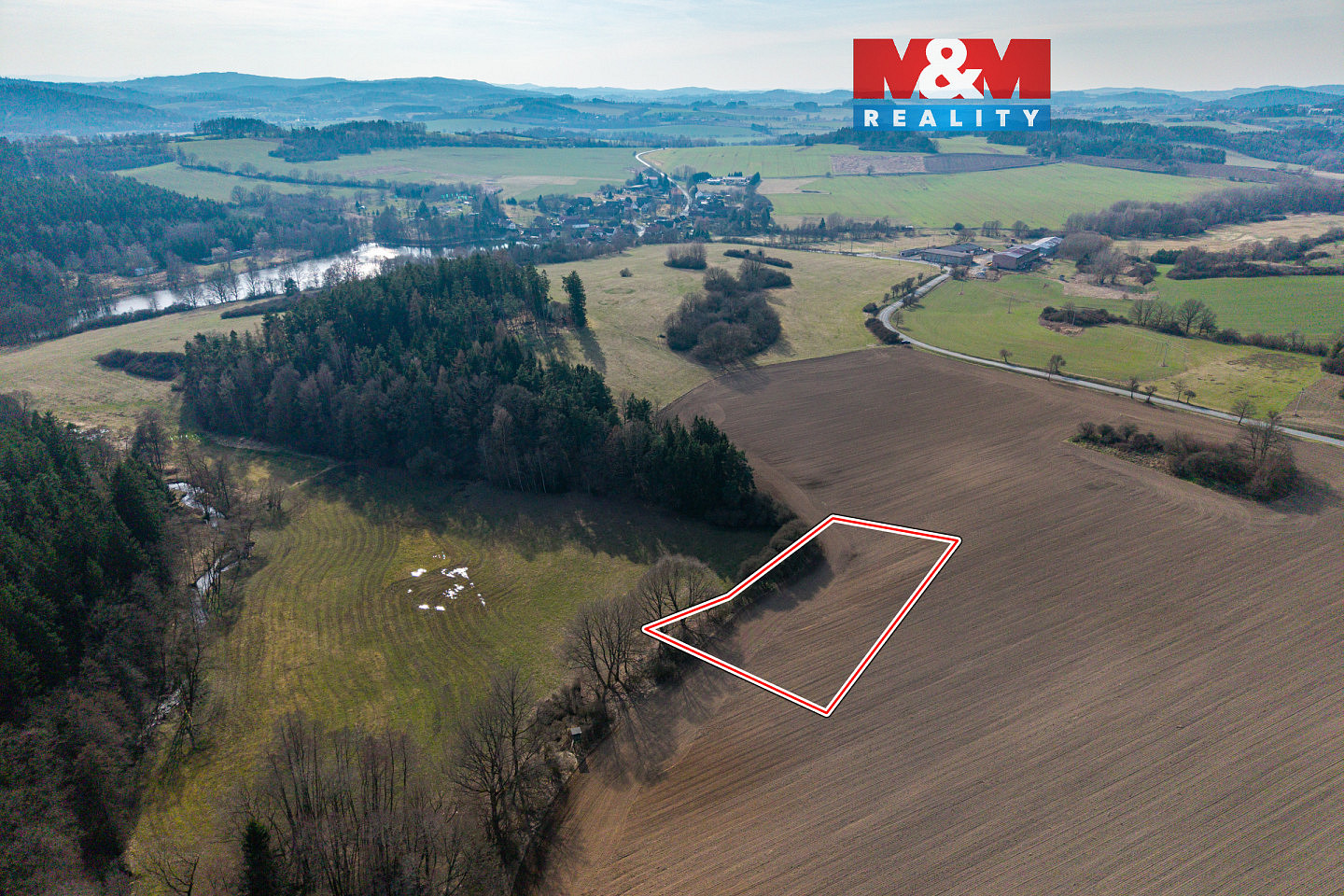 Prodej pole 1 277 m²