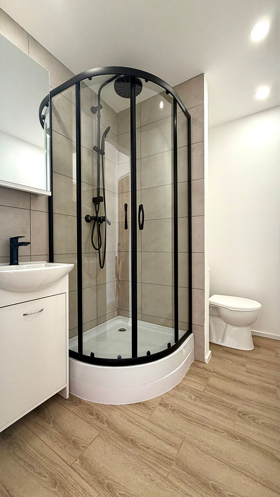 Pronájem bytu 1+kk 20 m² — photo 2