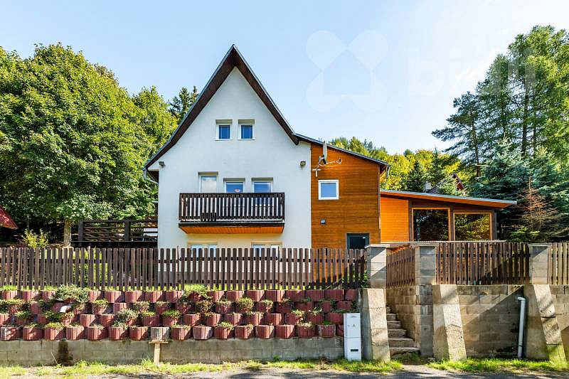 Prodej chaty/chalupy 140 m² s pozemkem 441 m²