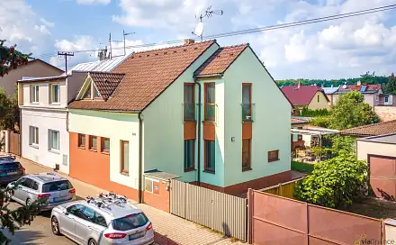 Prodej domu 200 m² s pozemkem 627 m², Borová, Pardubice - Rosice