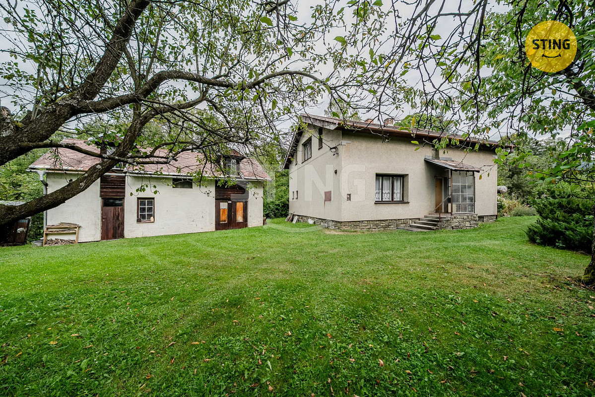 Prodej domu 300 m² s pozemkem 2 683 m² – fotografie 2