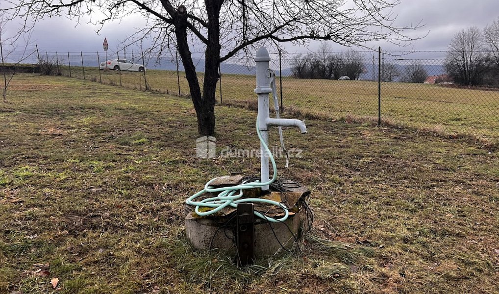 Prodej stavebního pozemku 1 005 m², Zlín – náhled fotky 7