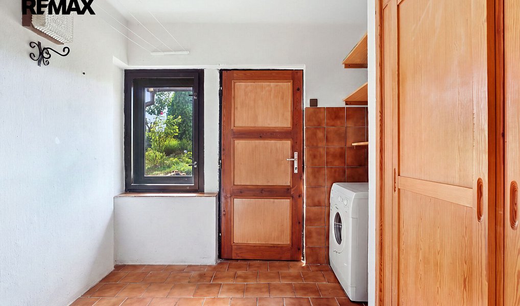 Prodej obchodních prostor 234 m², Lomnice nad Popelkou – náhled fotky 12