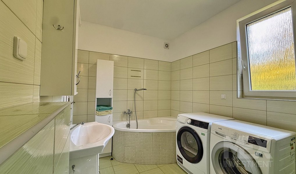 Prodej domu 130 m² s pozemkem 453 m², Náchod – náhled fotky 10