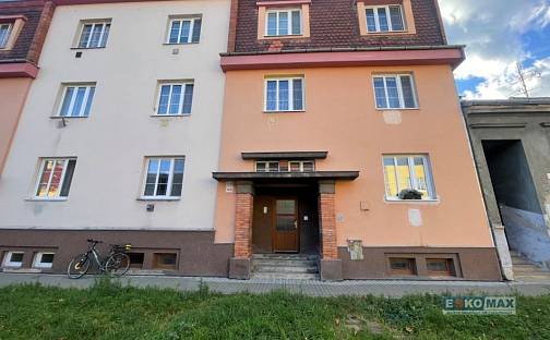 Pronájem bytu 1+1 45 m², Riegrova, Břeclav
