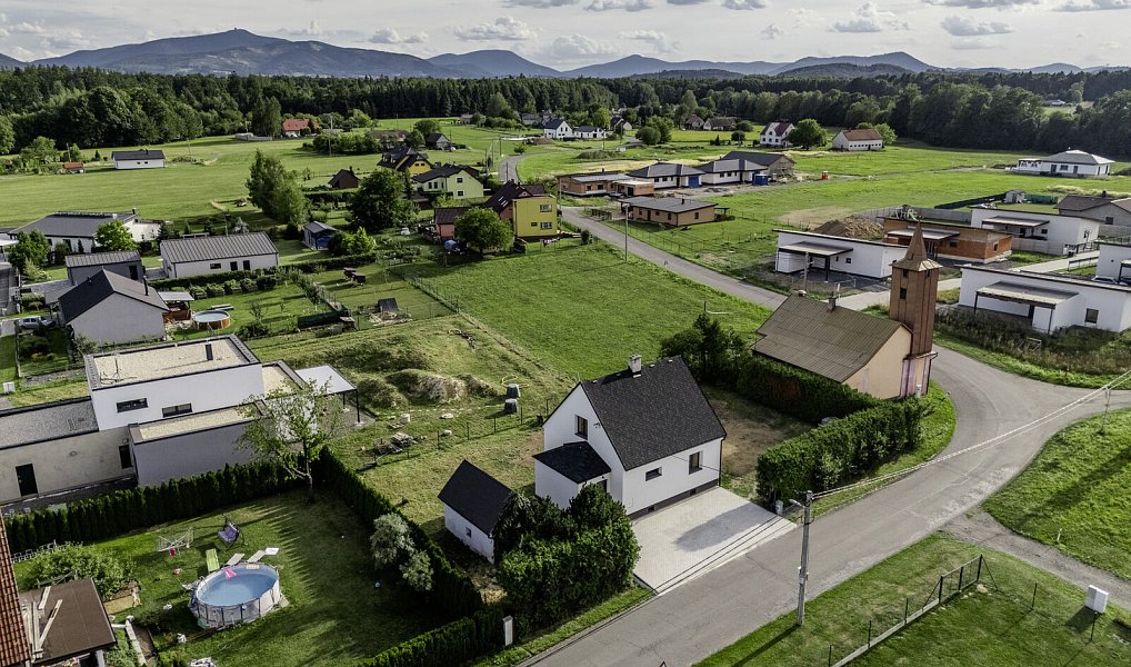 Prodej domu 120 m² s pozemkem 827 m², Horní Domaslavice – náhled fotky 3
