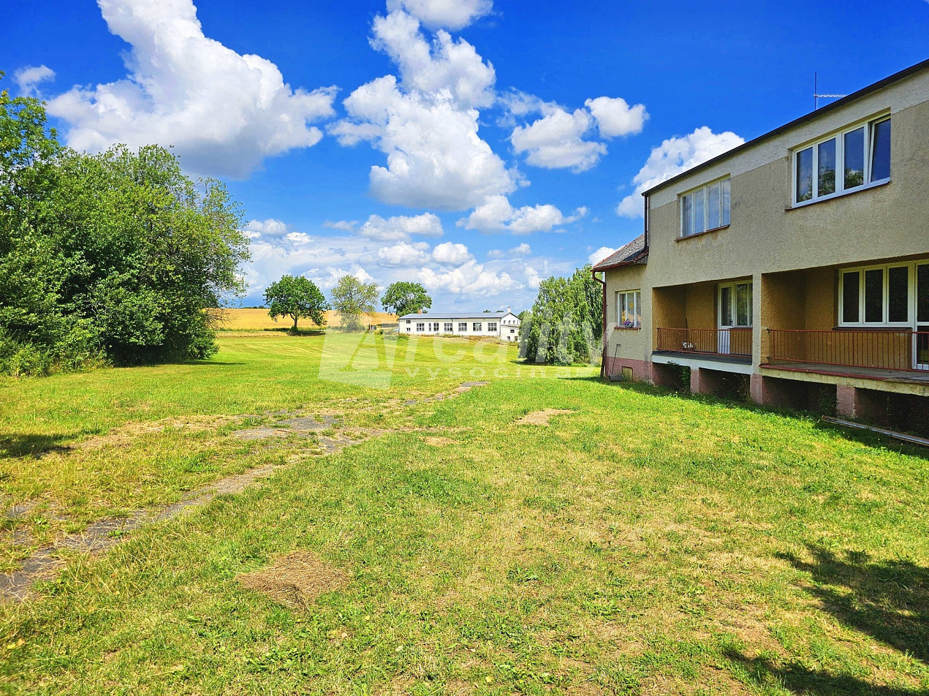 Prodej stavebního pozemku 1 660 m² — photo 4
