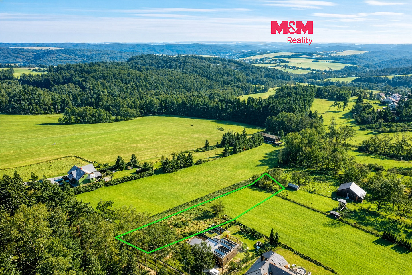 Prodej stavebního pozemku 1 820 m²