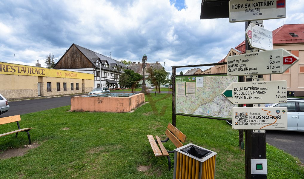 Prodej chalupy 145 m², Hora Svaté Kateřiny – náhled fotky 22