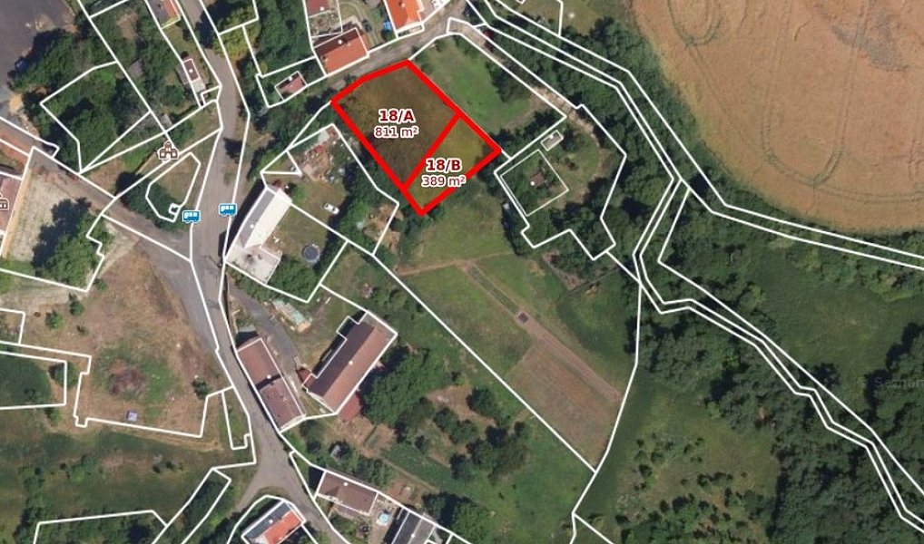 Prodej stavebního pozemku 1 200 m², Valeč – náhled fotky 7