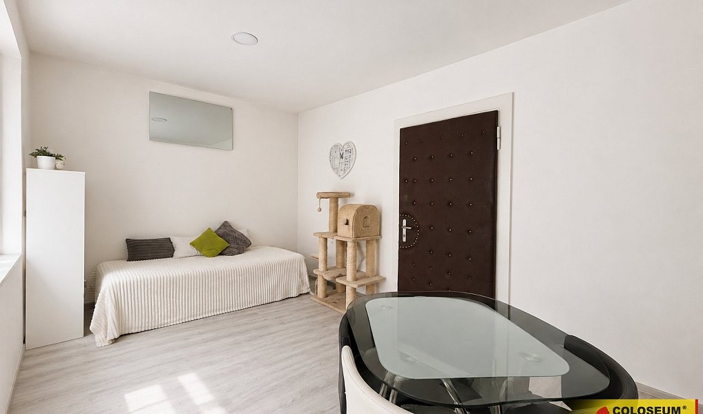Prodej domu 120 m² s pozemkem 35 m², Znojmo – náhled fotky 4