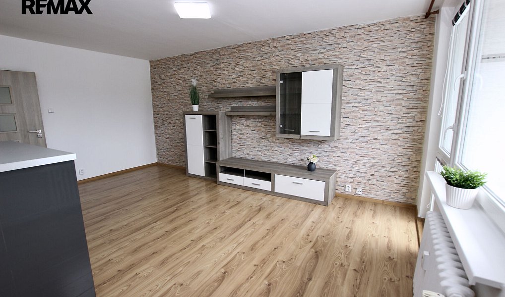 Pronájem bytu 3+kk 64 m², Loděnice – náhled fotky 10