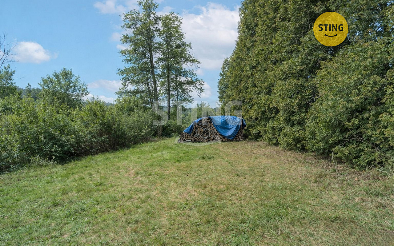 Prodej stavebního pozemku 1 378 m²