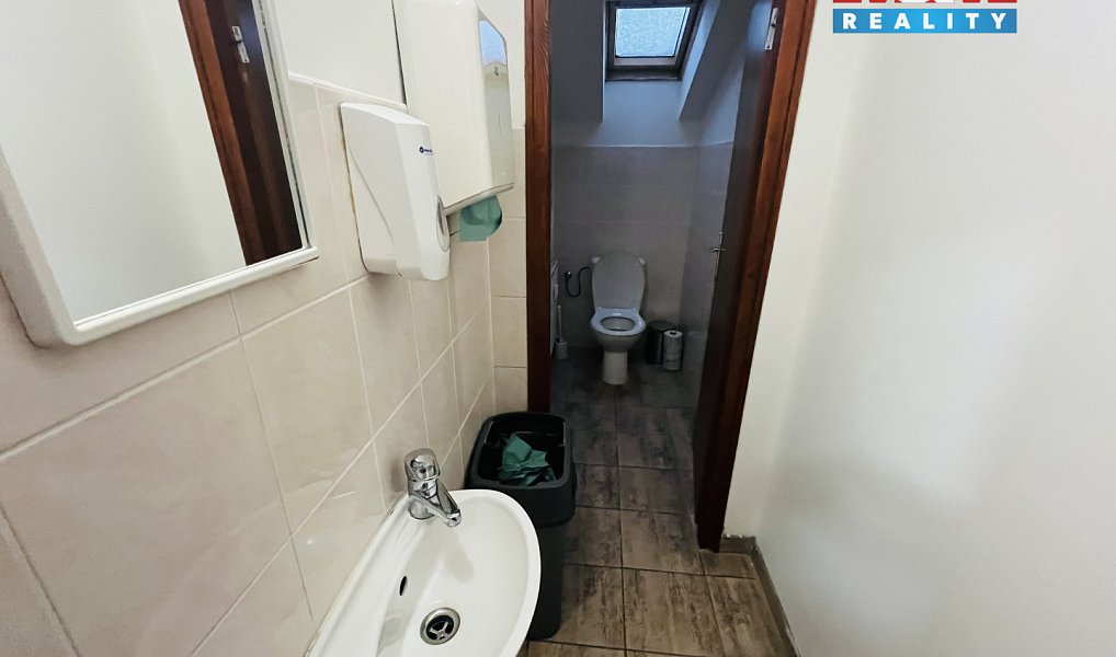 Pronájem kanceláře 16 m², Český Těšín – náhled fotky 10