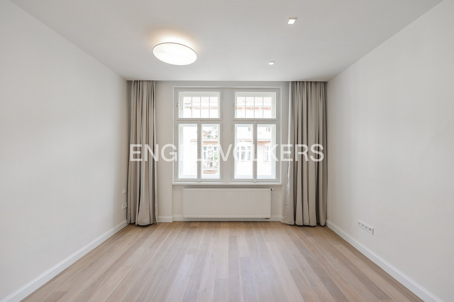 Pronájem bytu 3+kk 93 m² – fotografie 4