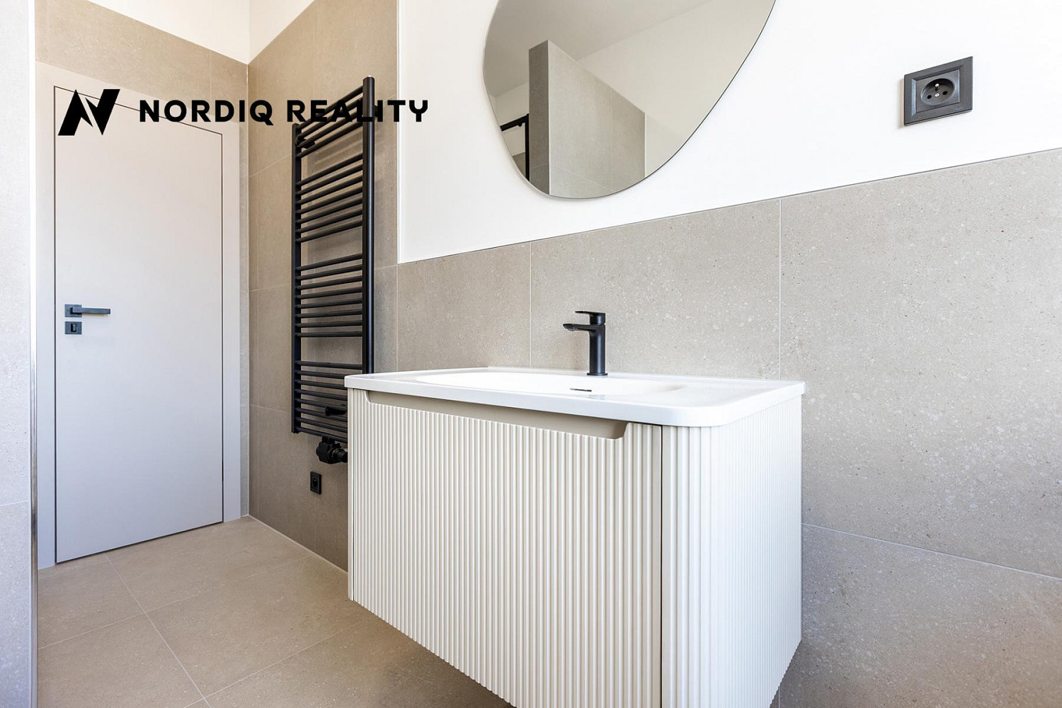 Pronájem bytu 3+kk 66 m² – fotografie 4