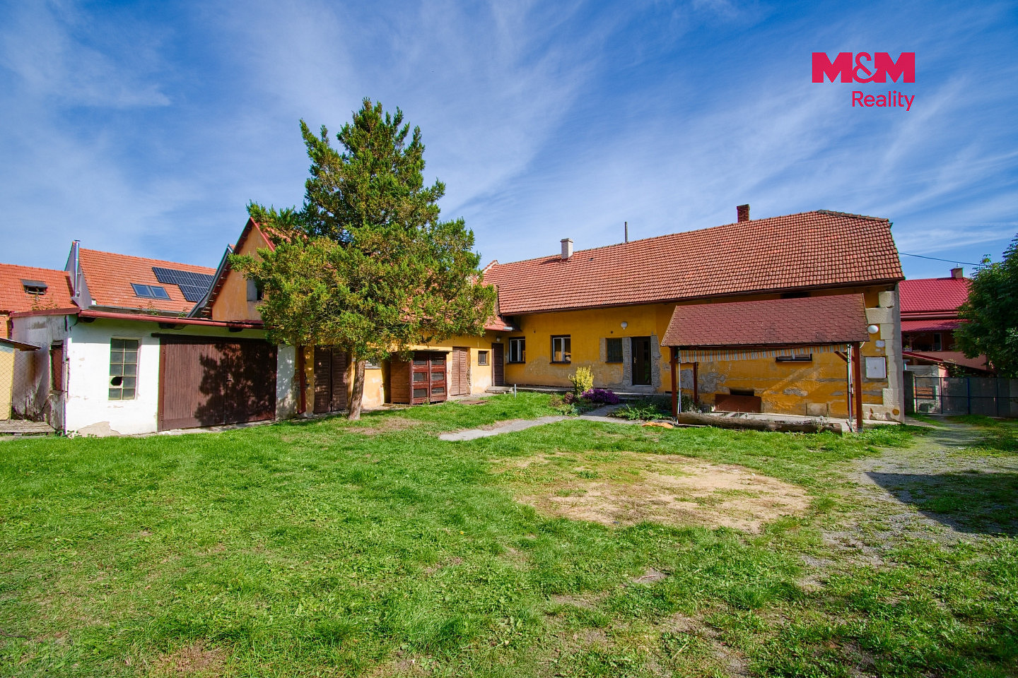 Prodej domu 120 m² s pozemkem 3 877 m²
