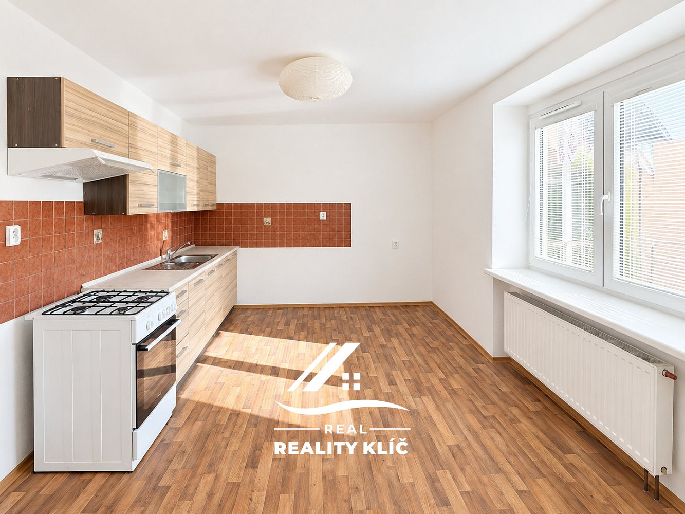 Pronájem bytu 2+1 55 m² – fotografie 2