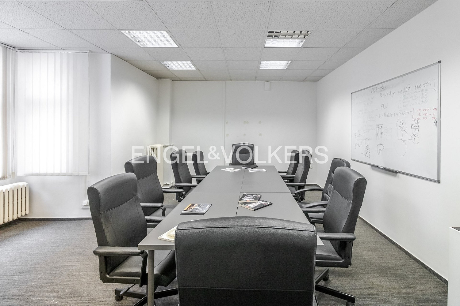 Pronájem kanceláře 92 m² – další