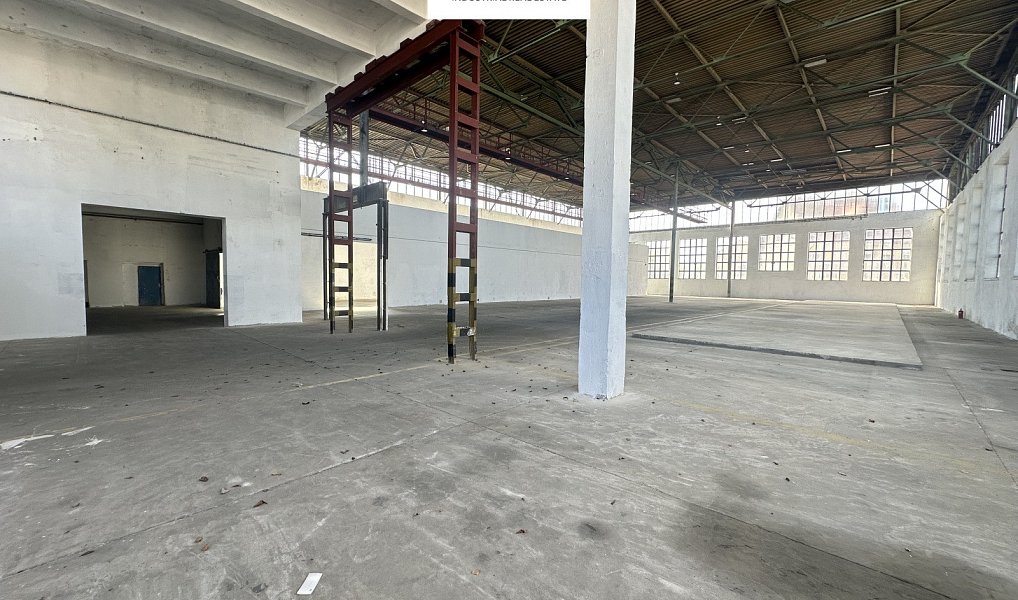 Pronájem skladovacích prostor 1 500 m², Příbram – náhled fotky 10