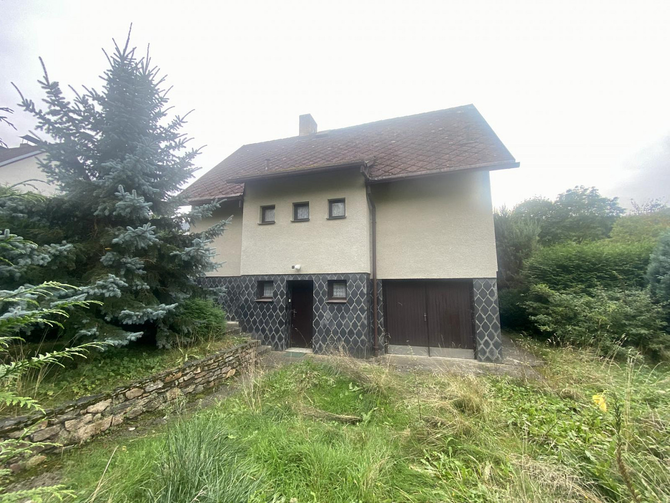 Prodej domu 190 m² s pozemkem 753 m² – fotografie 2
