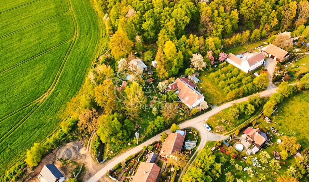 Prodej stavebního pozemku 735 m², Hvězdlice – náhled fotky 5