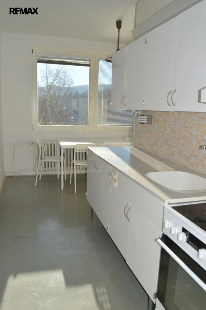 Pronájem bytu 2+kk 42 m² — photo 3