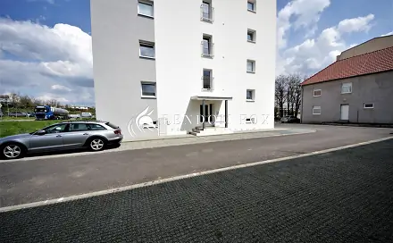 Pronájem bytu 2+kk 70 m², Vídeňská třída, Znojmo