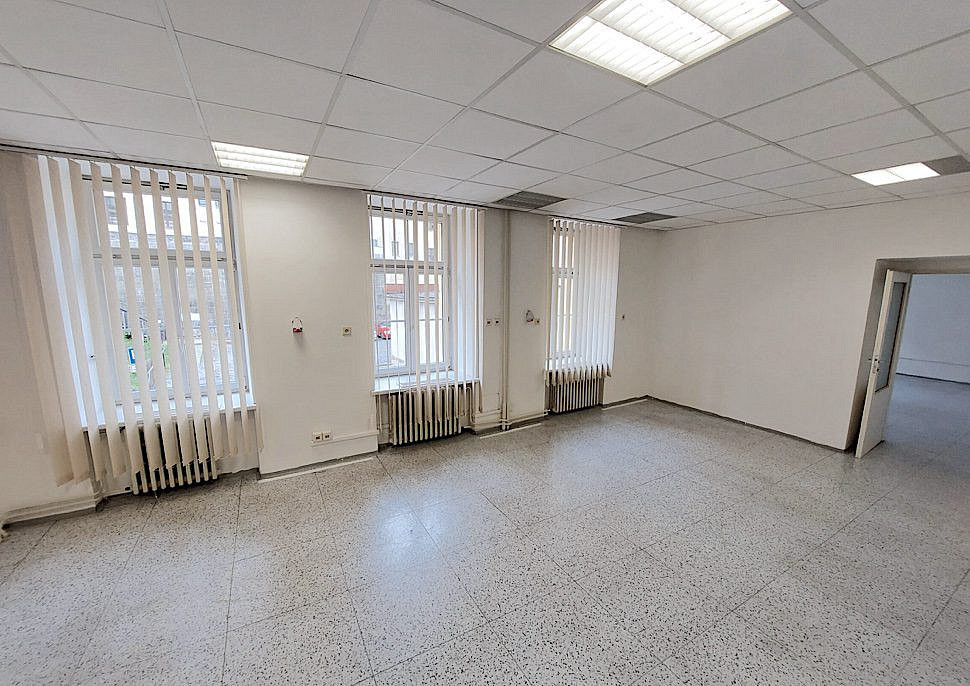 Pronájem kanceláře 67 m² – fotografie 2