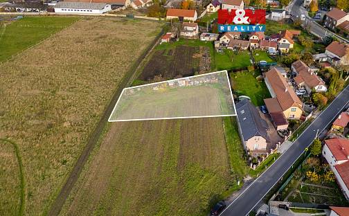 Prodej stavebního pozemku 1 267 m², Spomyšl, okres Mělník