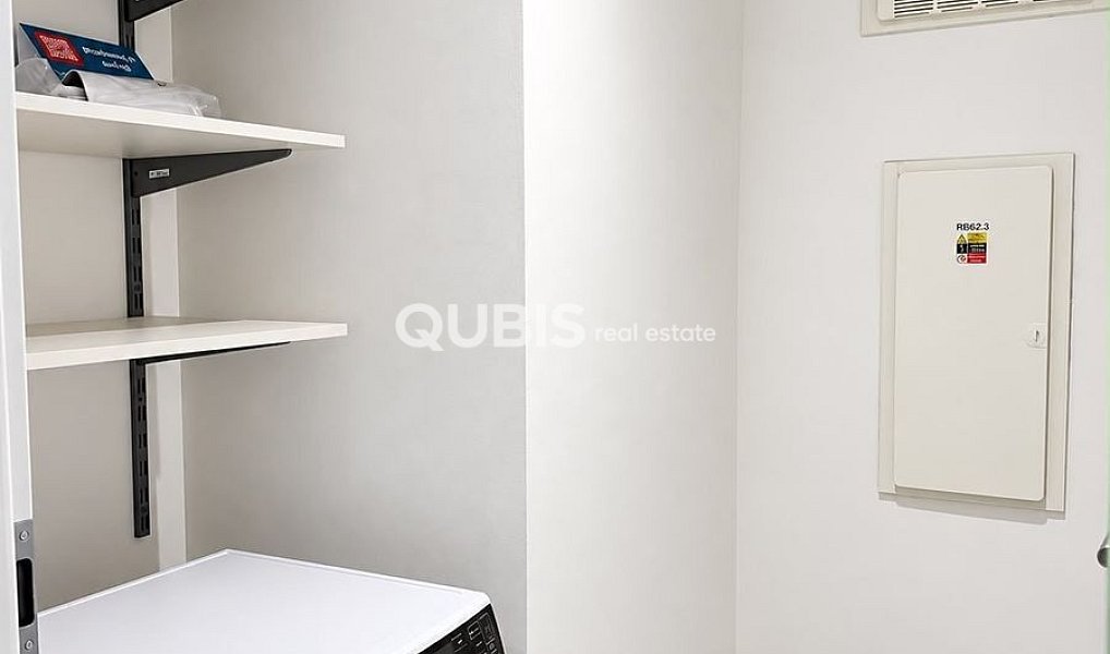 Pronájem bytu 2+kk 82 m², Praha – náhled fotky 9