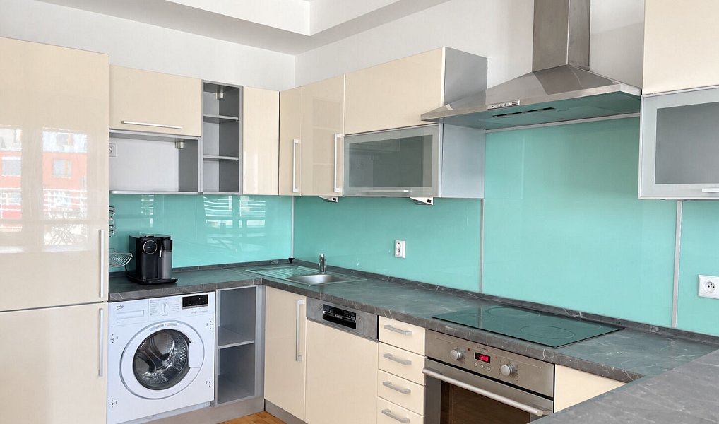 Prodej bytu 4+kk 100 m², Praha – náhled fotky 3