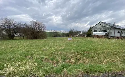 Prodej stavebního pozemku 2 341 m², Tršice, okres Olomouc
