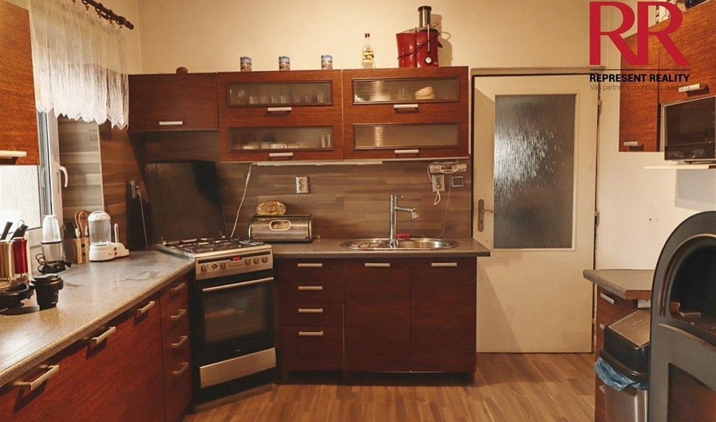 Prodej domu 210 m² s pozemkem 942 m², Chlumčany – náhled fotky 8